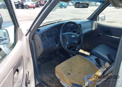 2002 Ford Ranger Xl/Xlt из США, поврежденный, VIN 1FTYR10D92PA88848